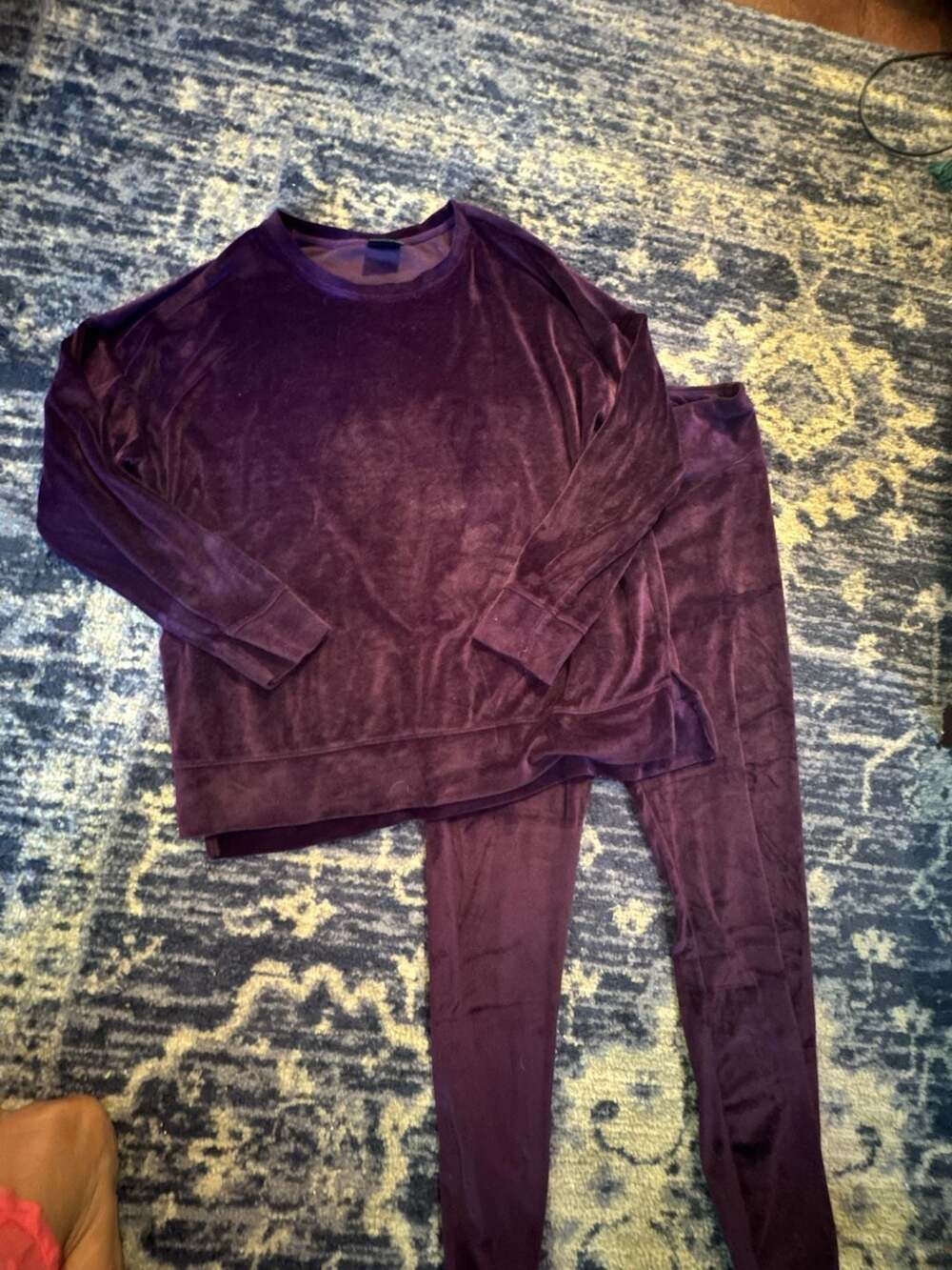 32 Degrees Heat Women's Purple Velour Lounge Set Sweatshirt and Pants XL